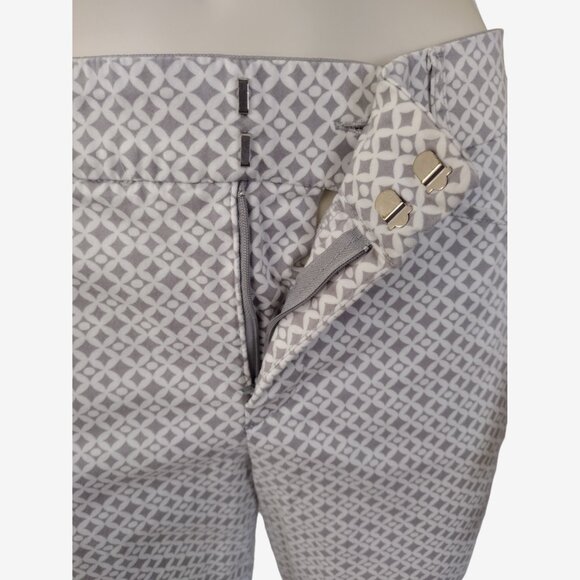 Gloria Vanderbilt Charlene White Gray Geometric Print Capri Pants Size 6 - Picture 8 of 13